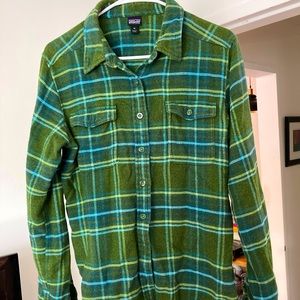 Patagonia women’s flannel. Size 10